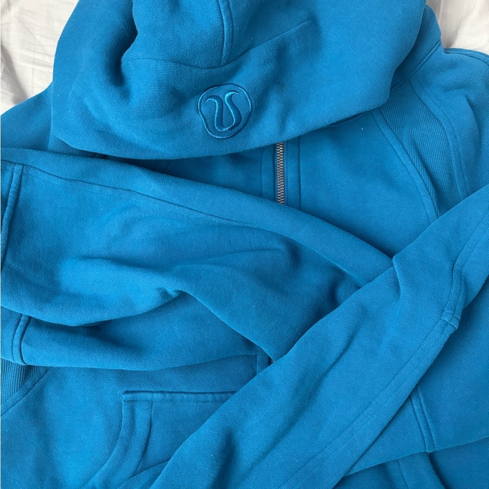 Lululemon Blue & Green Hoodie bundle !